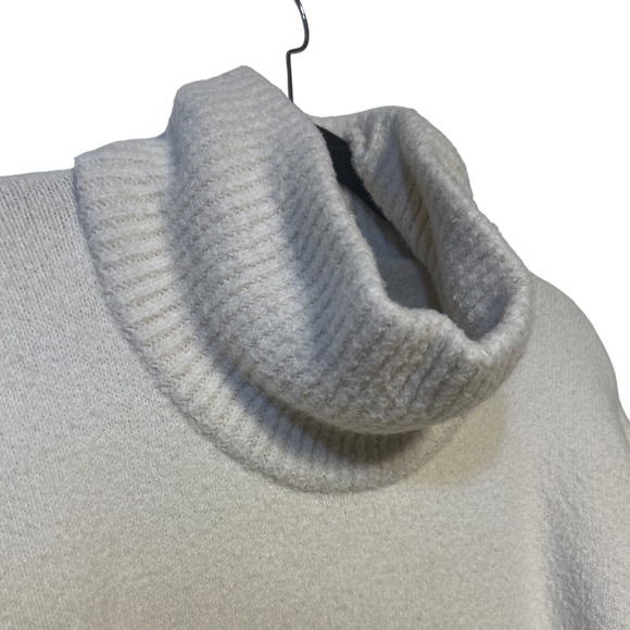 Lululemon Brushed Cotton Merino Tunic Sweater Vest Women's Sz Small Retail: $178 - Picture 3 of 10